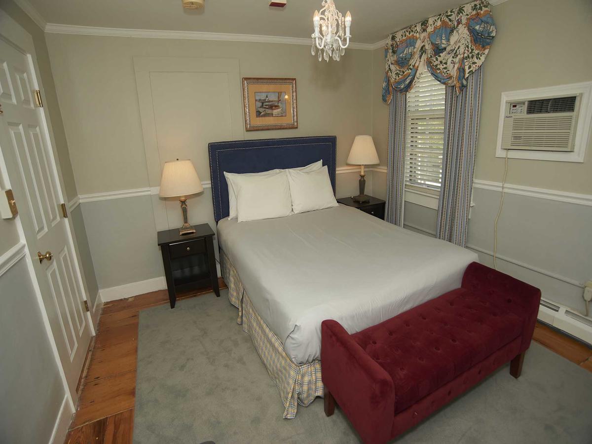ニューポート Bellevue House Bed & Breakfast エクステリア 写真