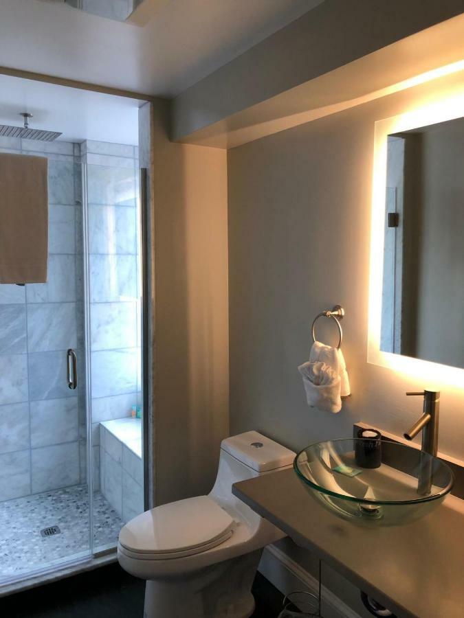 ニューポート Bellevue House Bed & Breakfast エクステリア 写真